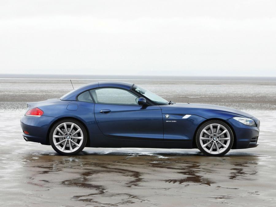 BMW Z4 2009 года  (UK) (фото 14 из 15)